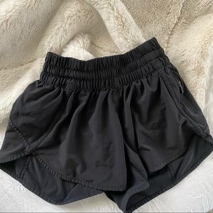 Lululemon tracker short